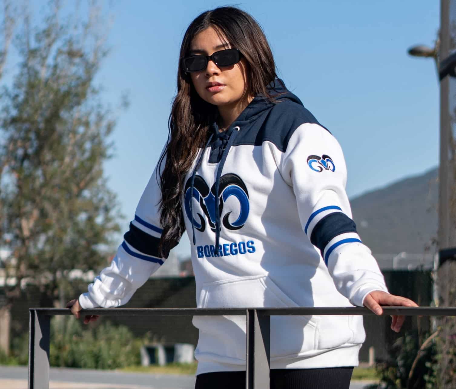 Sudadera Vintage BORREGOS Unisex Color blanco