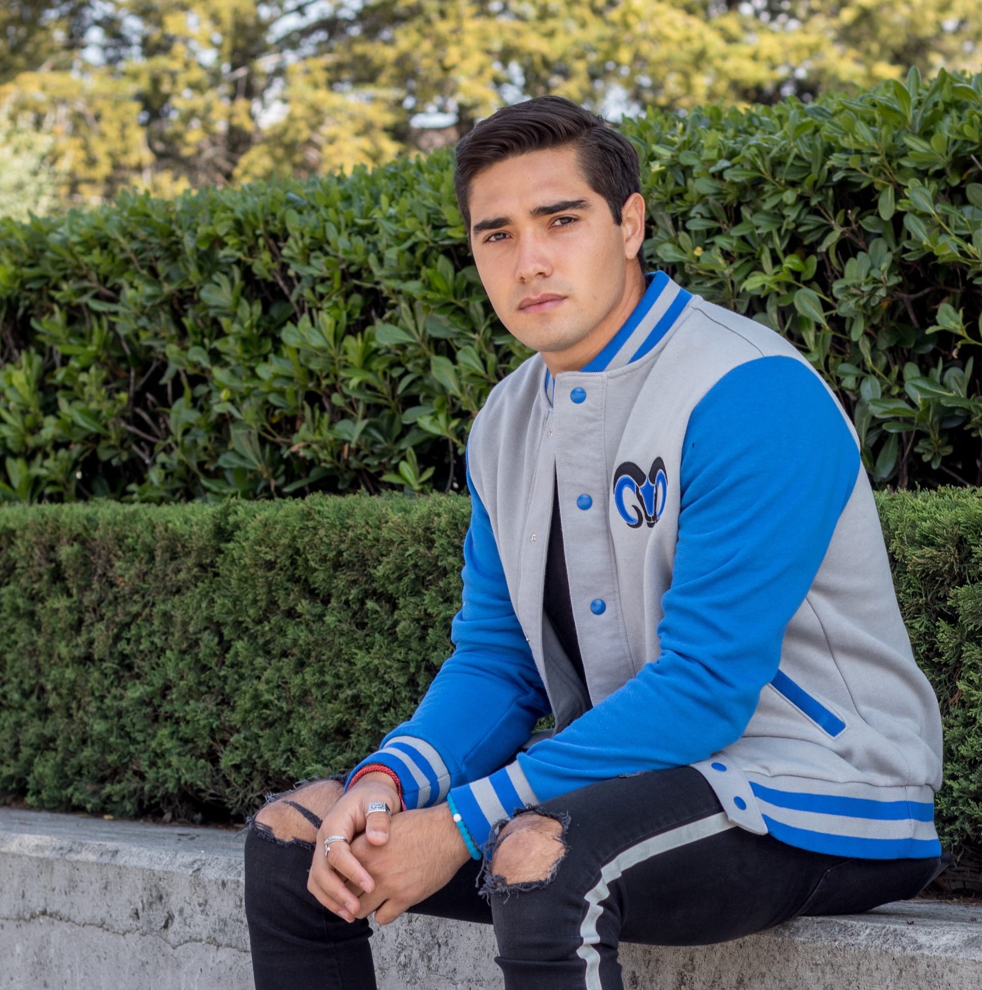 Chamarra Universitaria BORREGOS Azul con Gris, Unisex