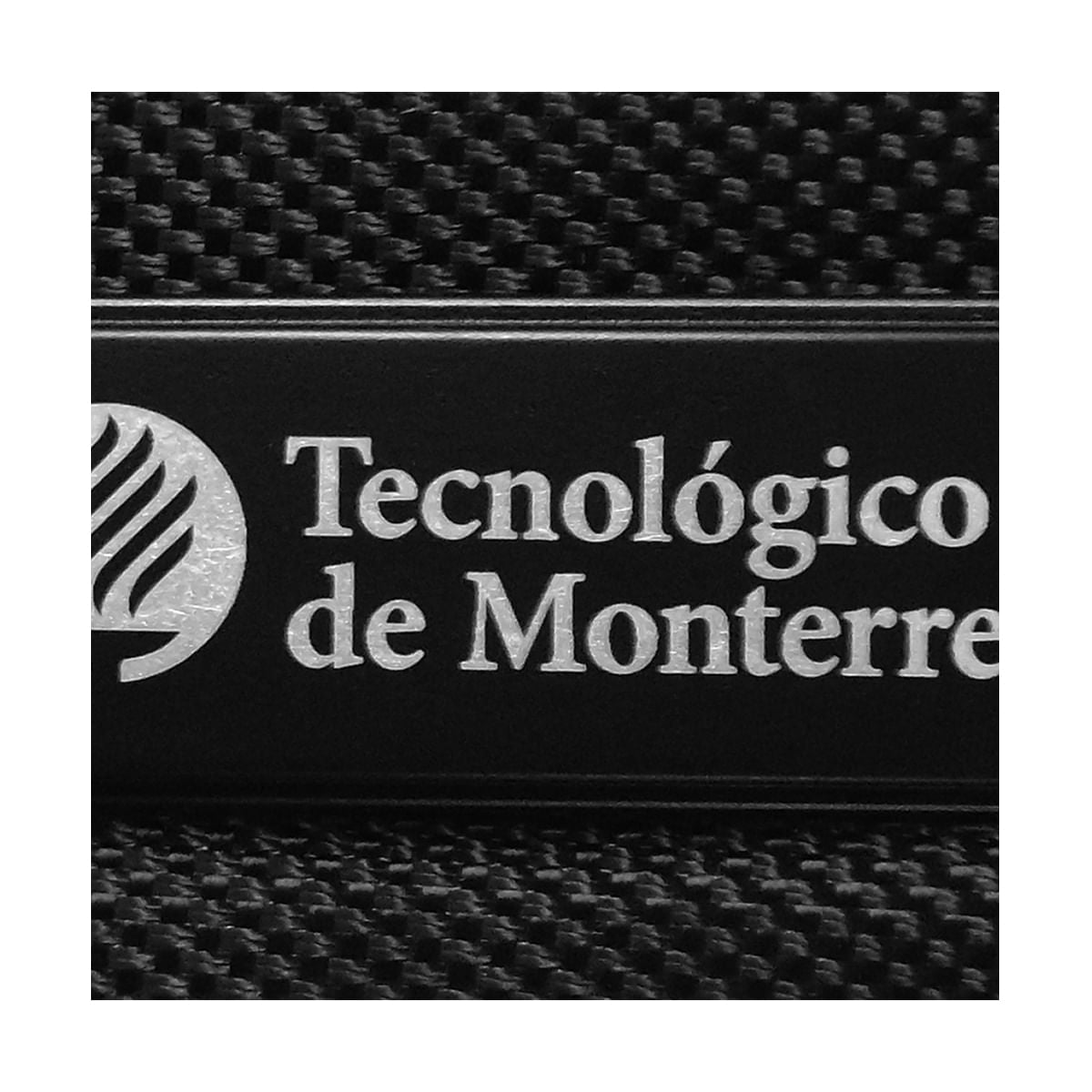 Porta-pasaporte-Tecnologico-de-Monterrey-negro_04